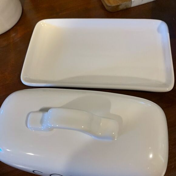 New Rae Dunn gobble butter dish for thanksgiving - Picture 2 of 3